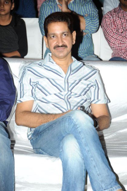 Pyaar-Mein-Padipoyane-Audio-Launch